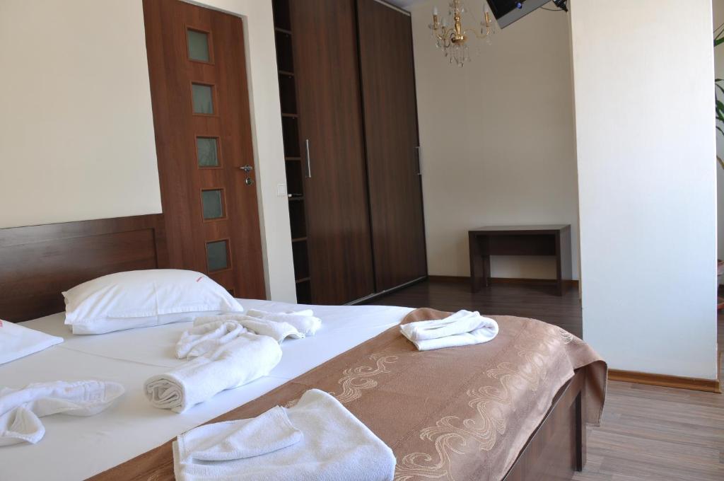 Ave Victoriei Hotel 3*