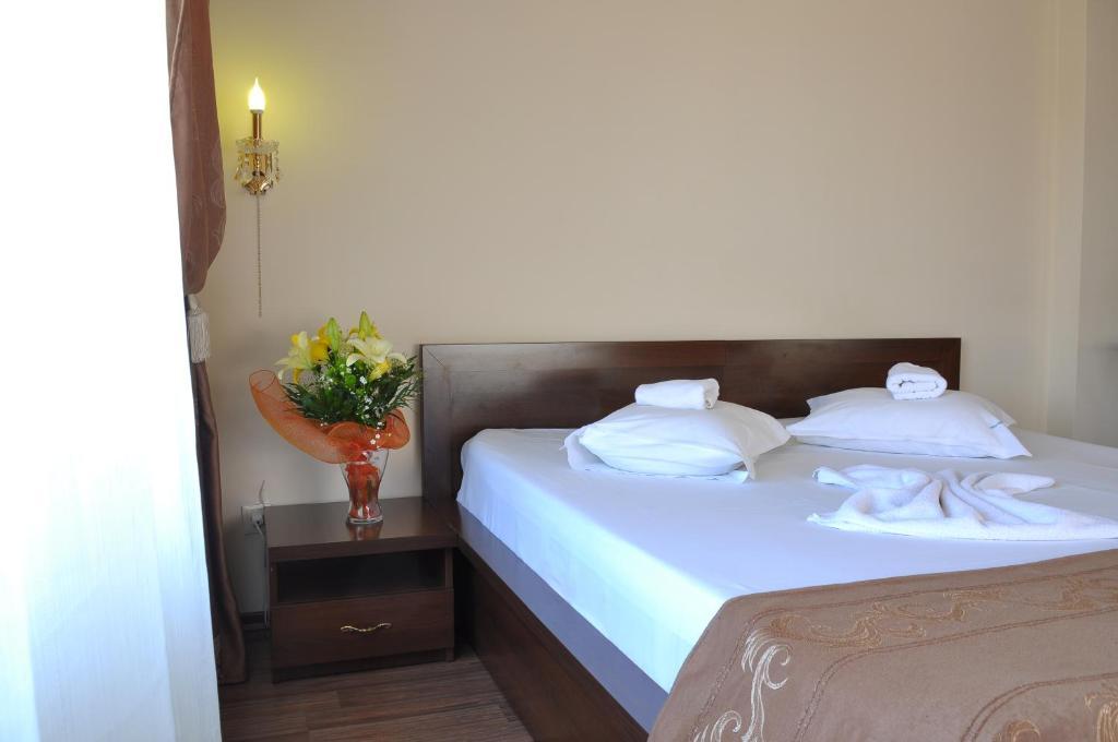 Hotel Ave Victoriei 3*